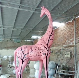 济南长颈鹿玻璃钢雕塑