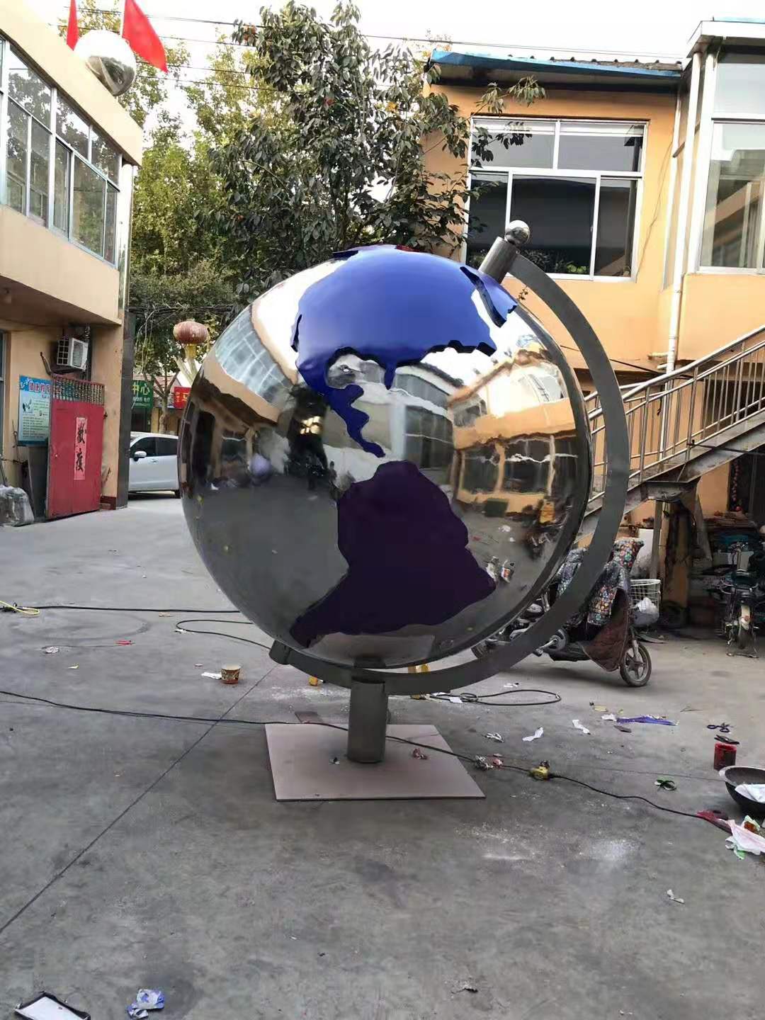济南富鑫雕塑--不锈钢地球仪